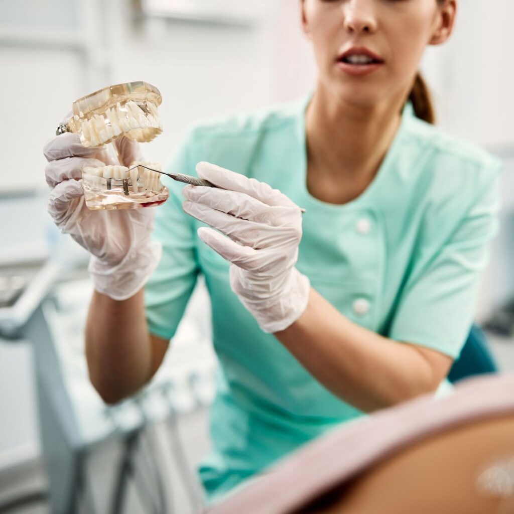 Cuidado de los implantes dentales